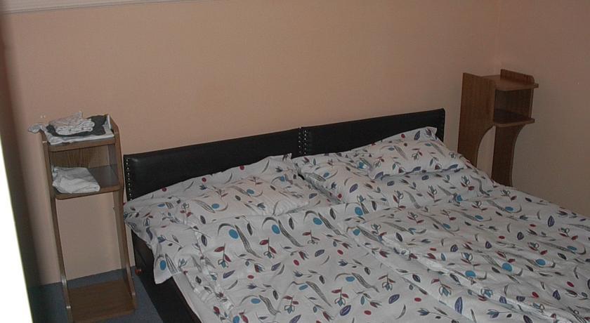 Babarczi Ueduelohaz Apartment Kiskunmajsa Phòng bức ảnh